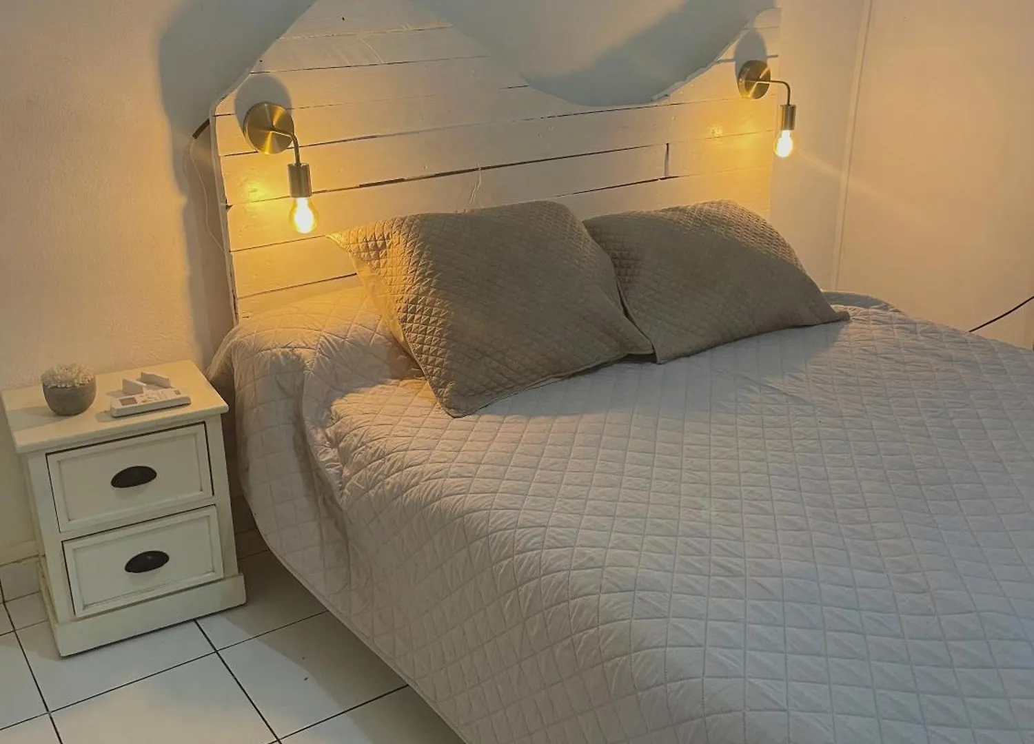 Johanny Home Les Abymes